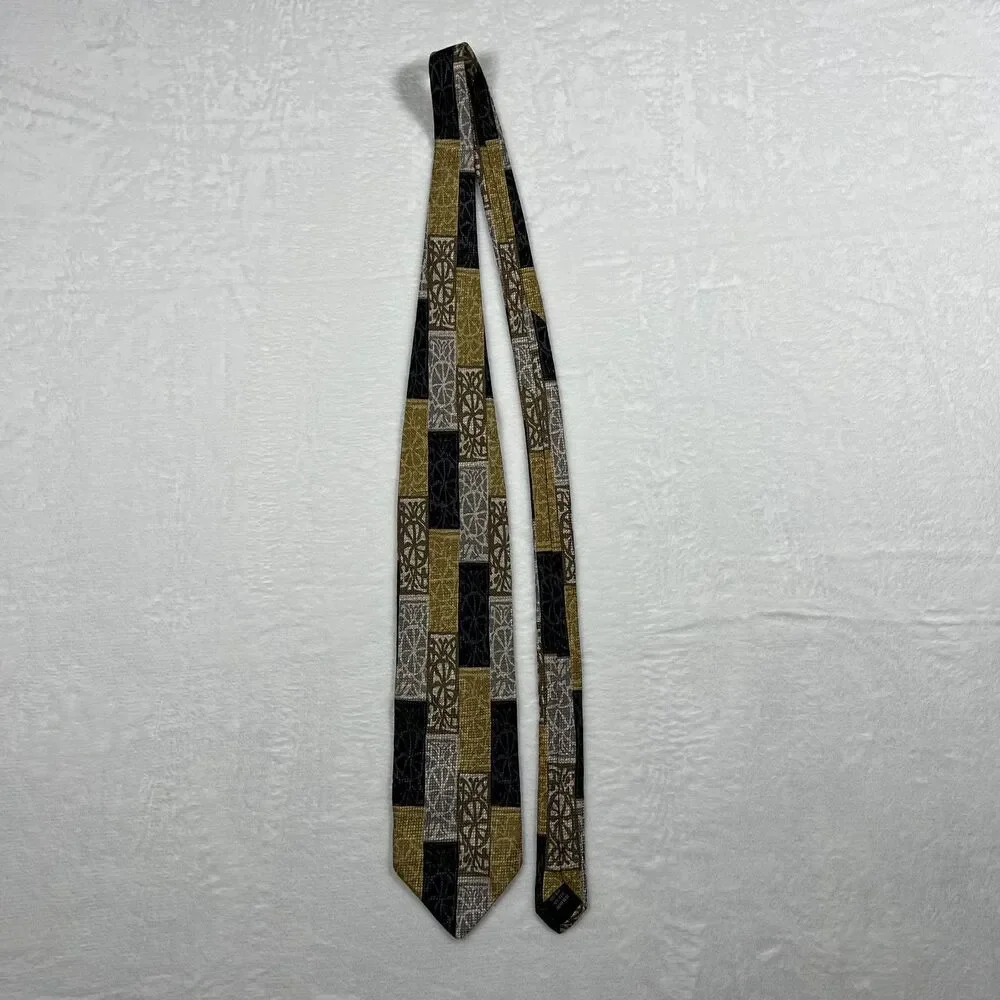 Pavone Mens Silk Necktie Tie Made in Italy Gold Black Geometric Medallion